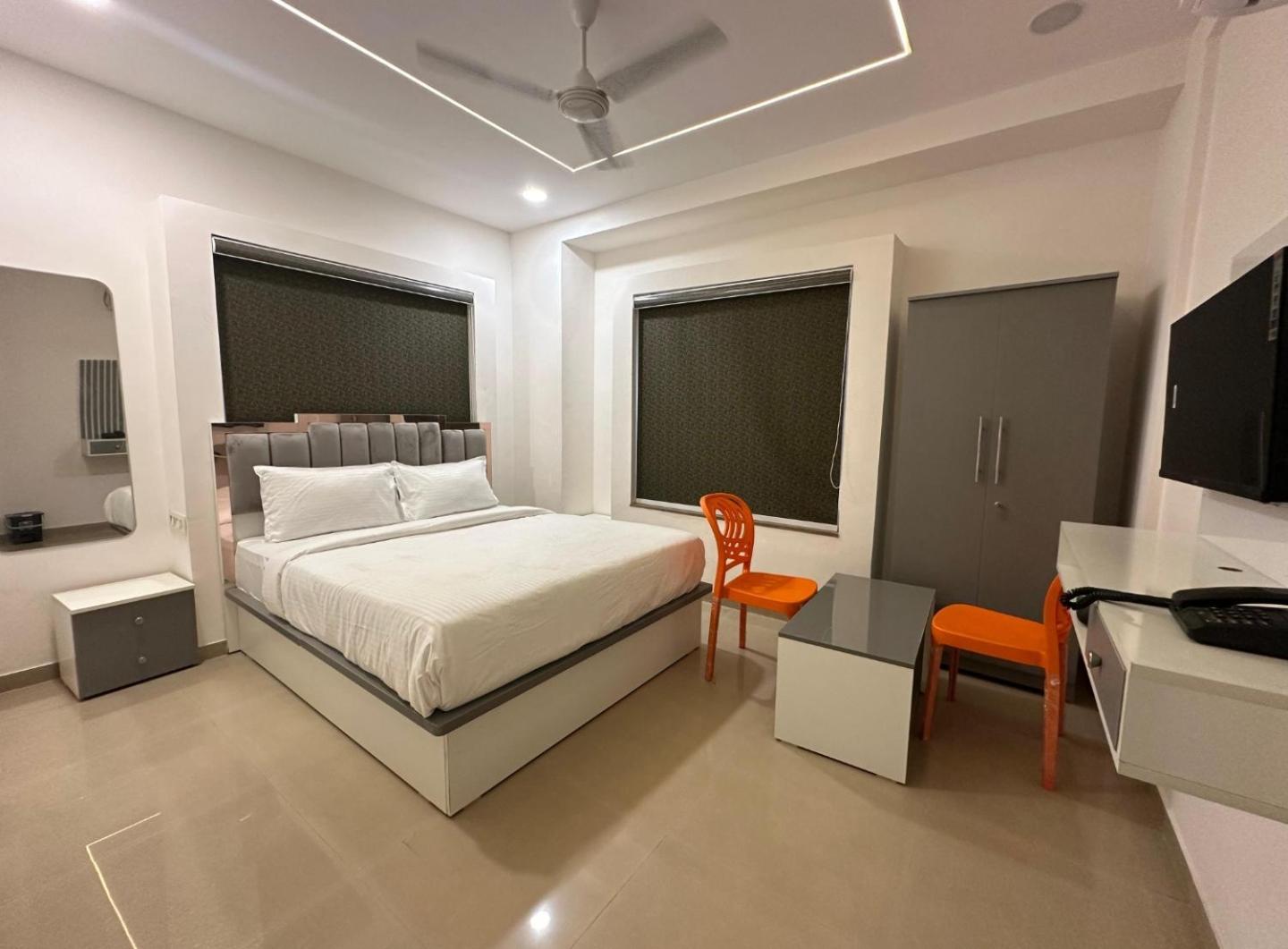 Hotel O The Leela Inn Pune Exterior foto